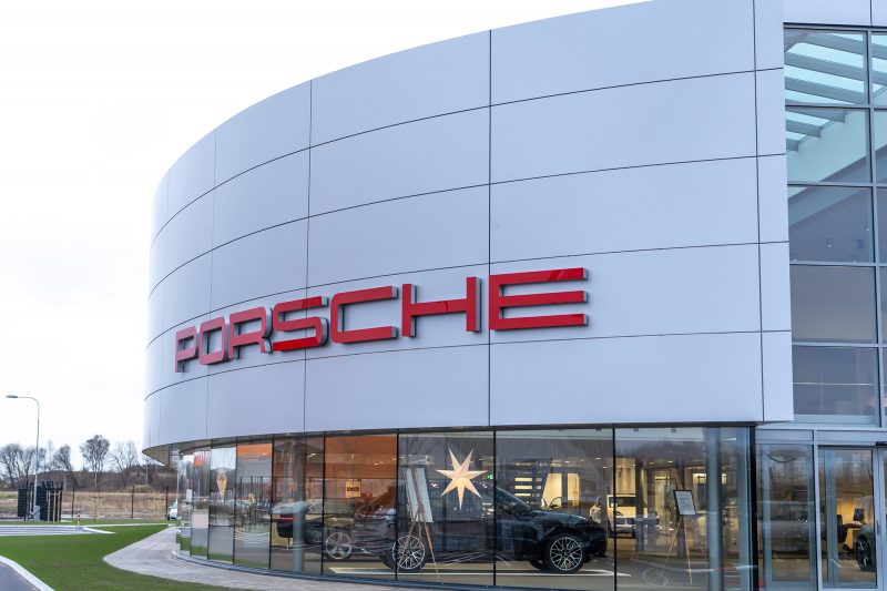 ap-porsche-hbg-2018-12-13-42
